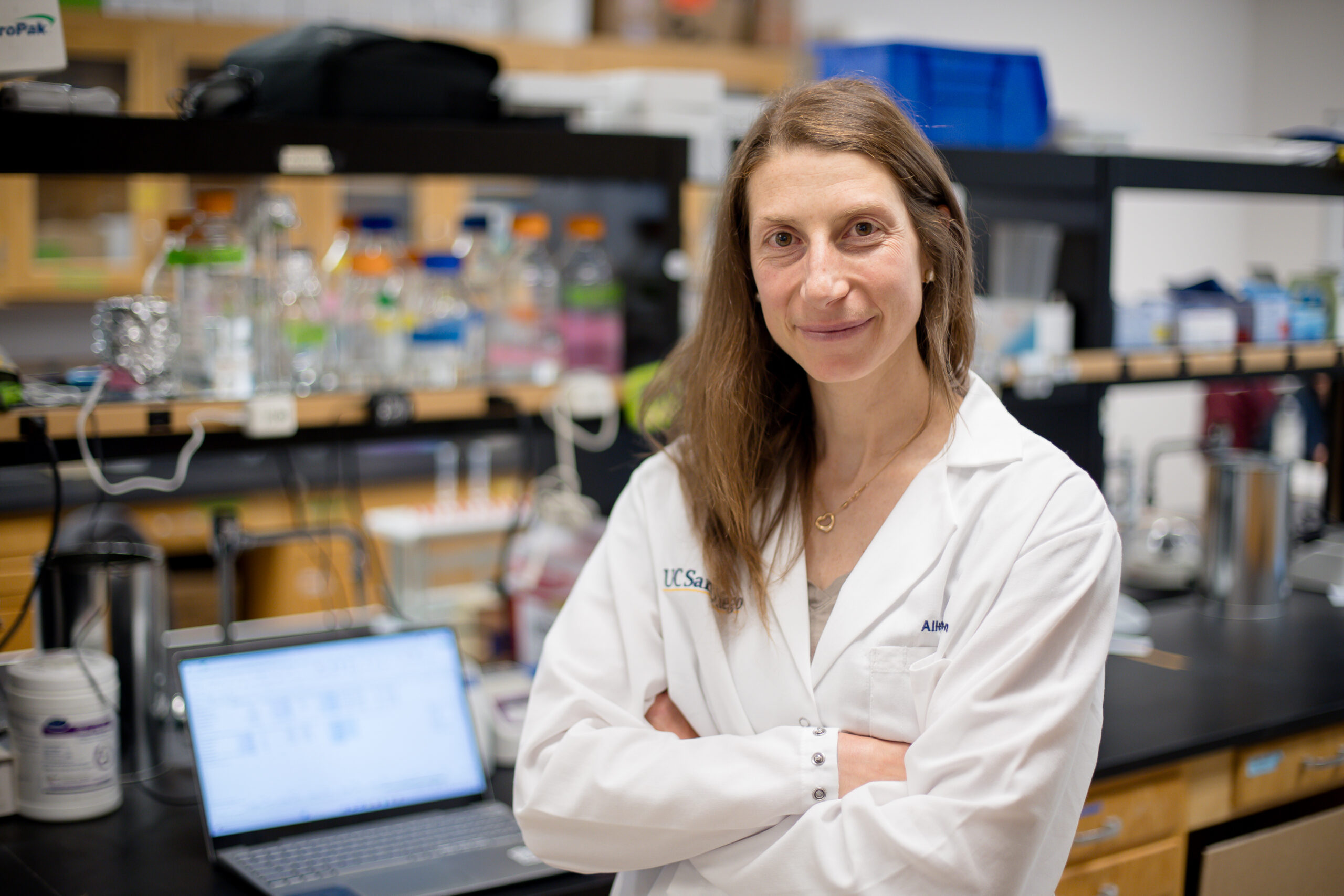 Allegra Aron in her lab at the University of Denver - photo courtesy of Sara Hertwig