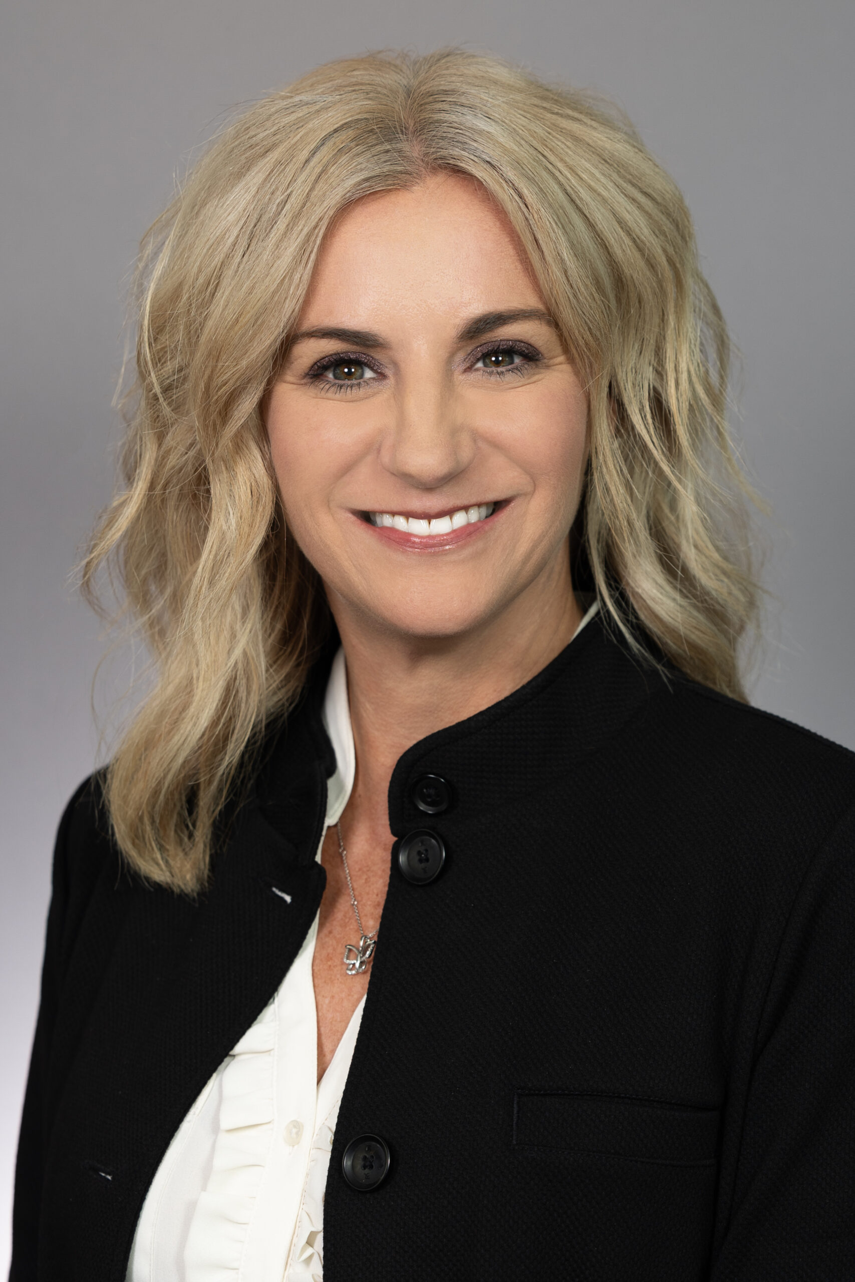 2025-pixilstudio-headshots-tu-004