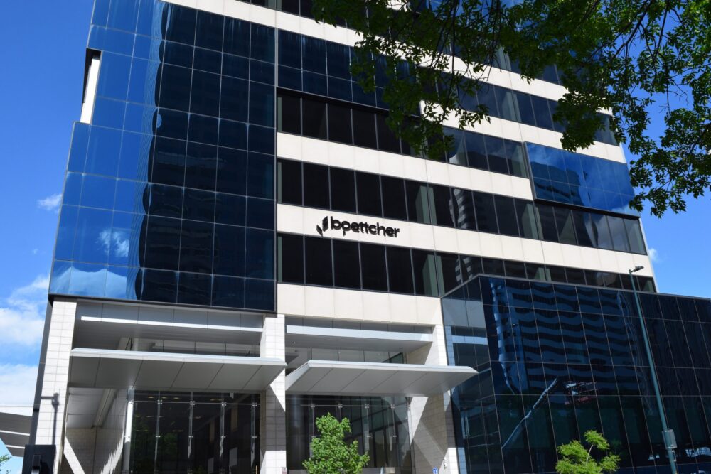 Construction crews began installing the Boettcher Foundation name and logo at eyebrow level on our new office building at 1800 Larimer in Denver earlier today. Final touches will be completed in the coming days.